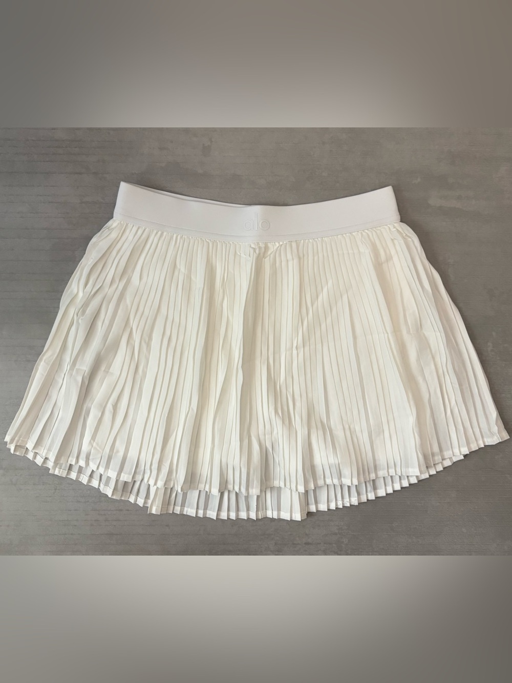 Alo Yoga Pleated Tennis Skirt White Size M